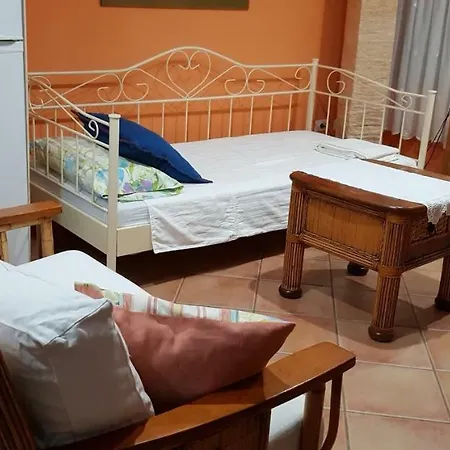 Paqui's Quiet Apt In Playa Ingles.